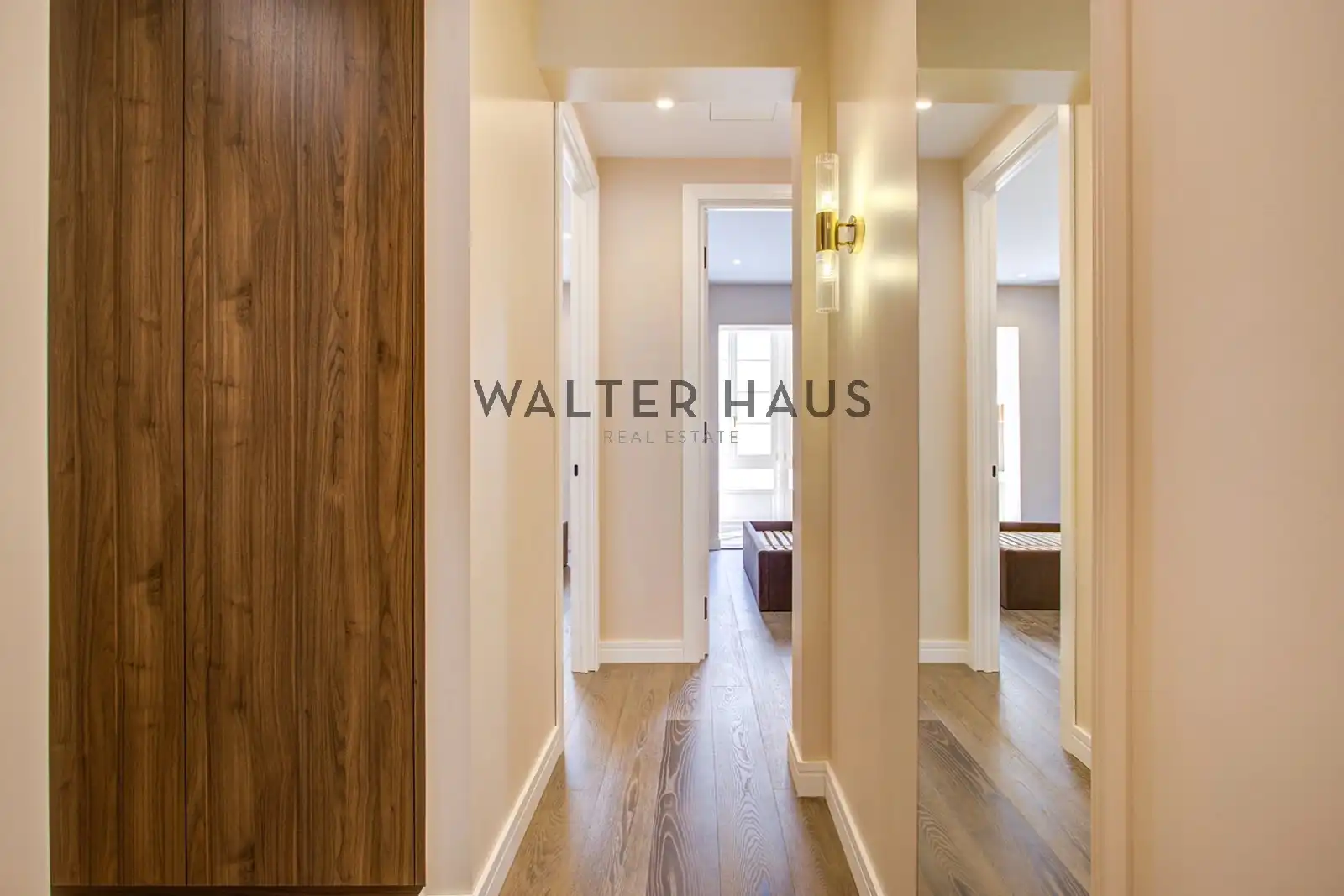 Wohnung zum Verkauf in Barcelona mit Klimaanlage und Heizung