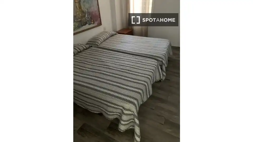 Zimmer in Montañar - El Arenal