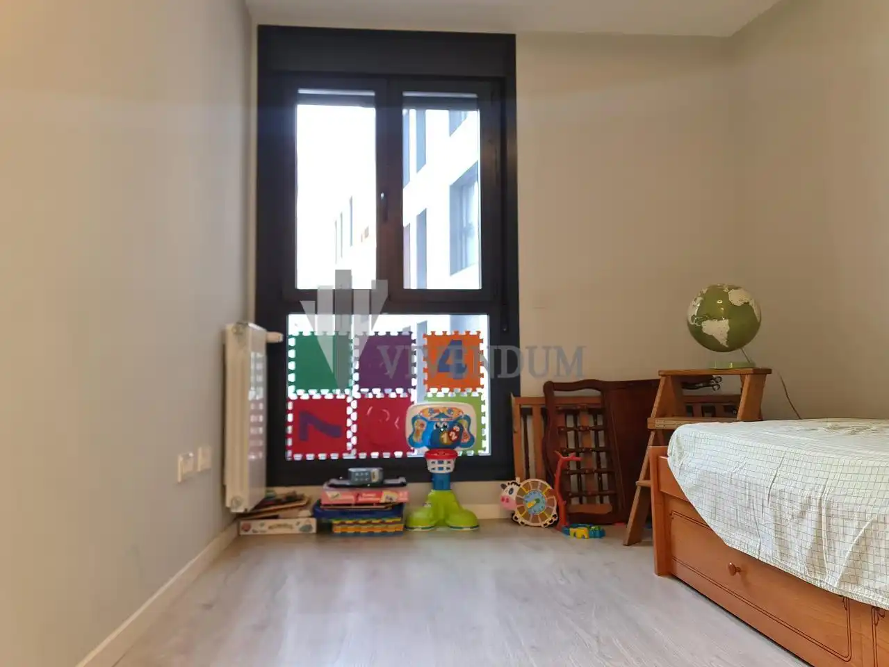 Schlafzimmer von Wohnungen zum Verkauf in Vigo  mit Heizung, Schwimmbad und Haustechnik