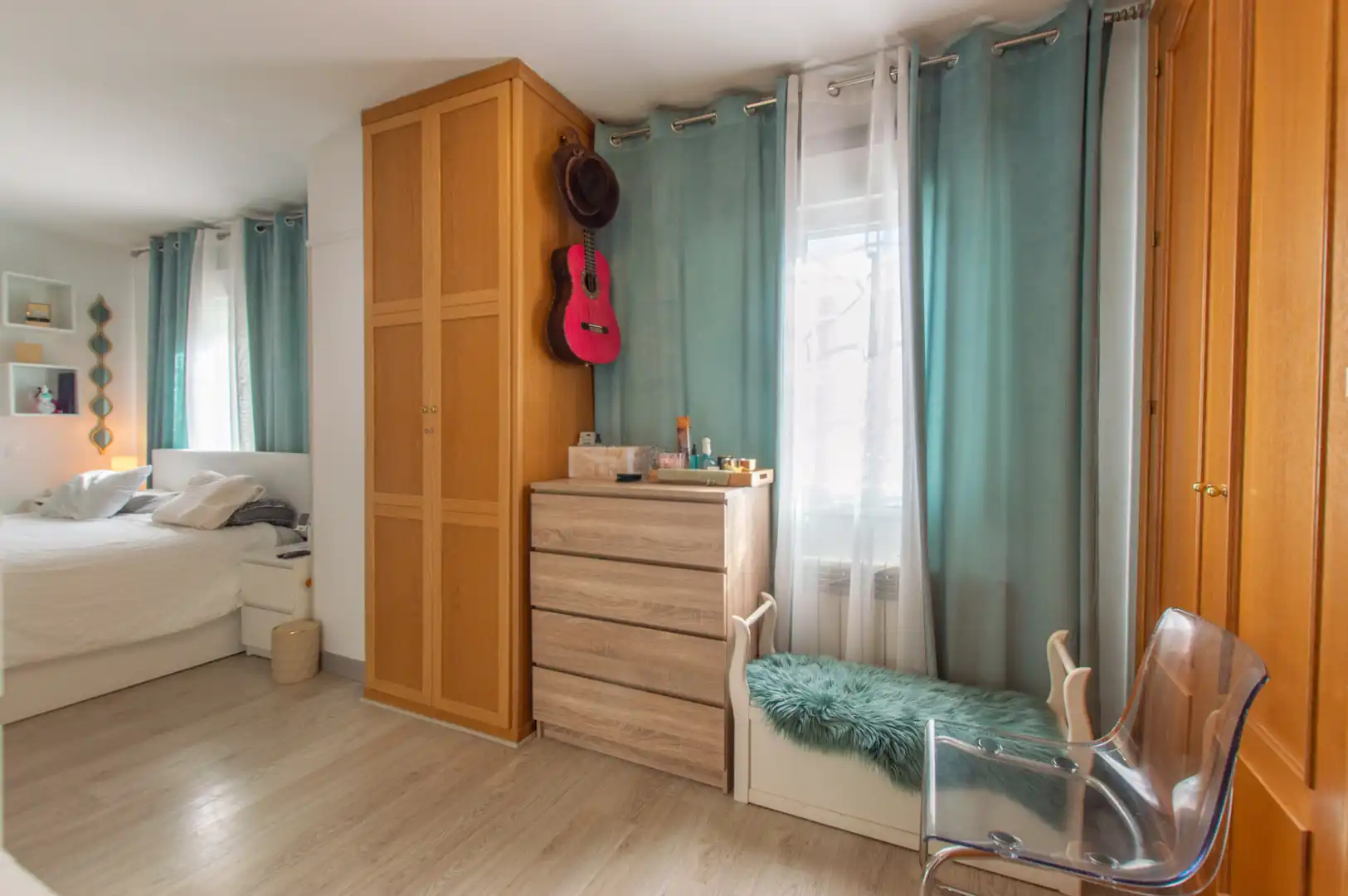 Habitación de Casa adosada en venta en Alcalá de Henares con Aire acondicionado, Calefacción y Terraza