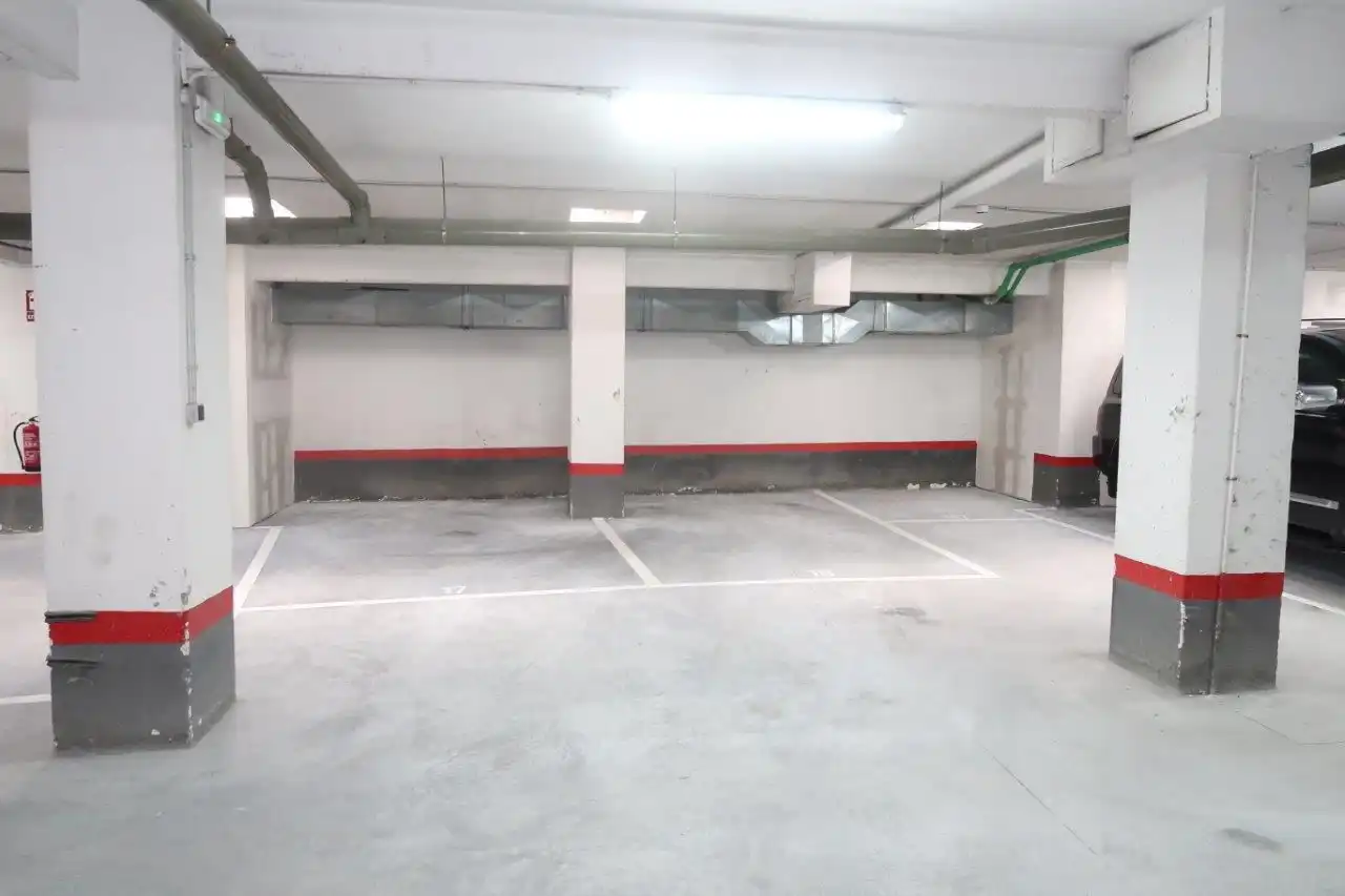 Aparcament de Garatge en venda en A Coruña Capital 