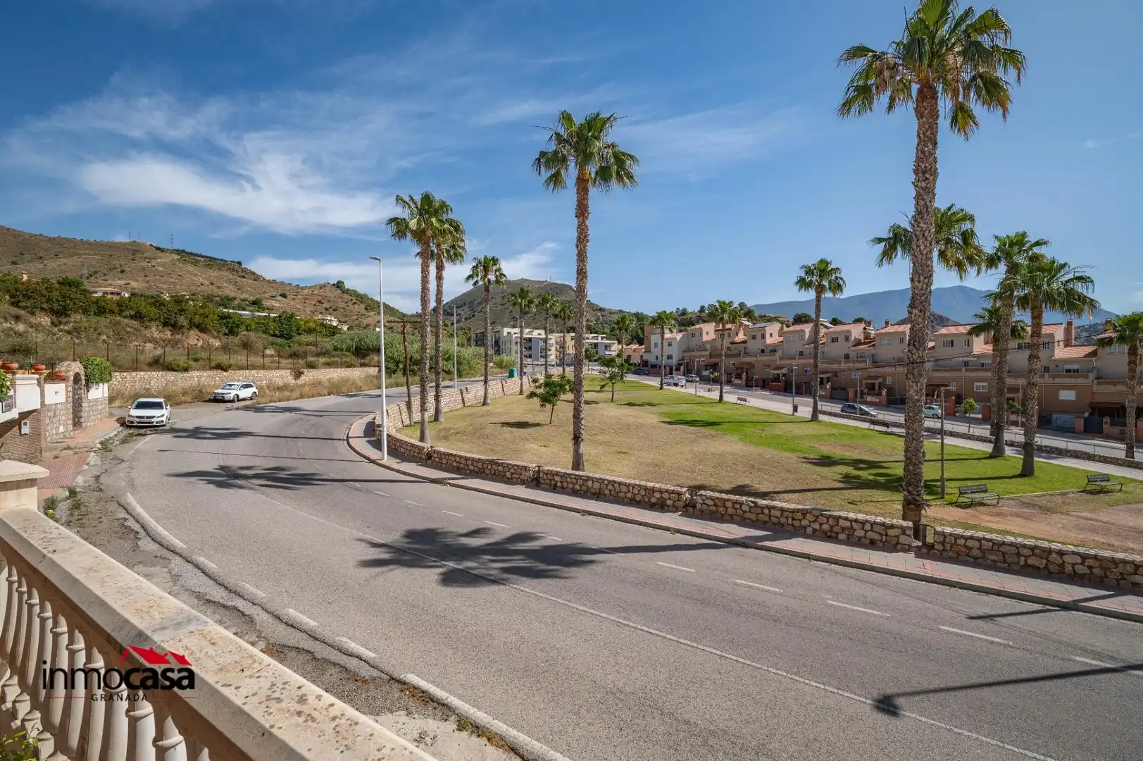 Vista exterior de Casa o chalet en venta en Motril con Aire acondicionado, Terraza y Piscina