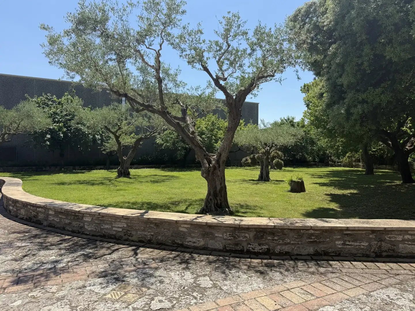 Jardí de Finca rústica en venda en Banyoles amb Calefacció, Terrassa i Traster