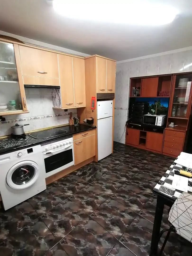 Kitchen of Flat for sale in Gijón   with Parquet flooring, Furnished and Oven