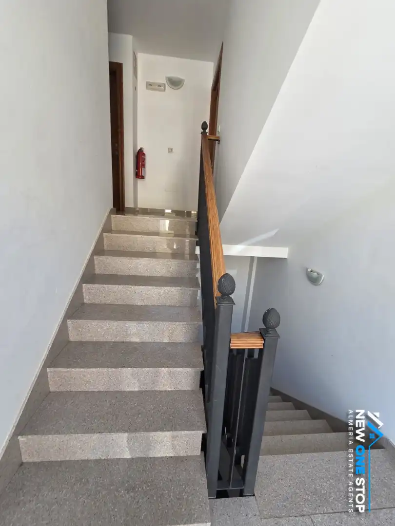 Dúplex en venta en Carboneras con Terraza, Horno y Lavadora