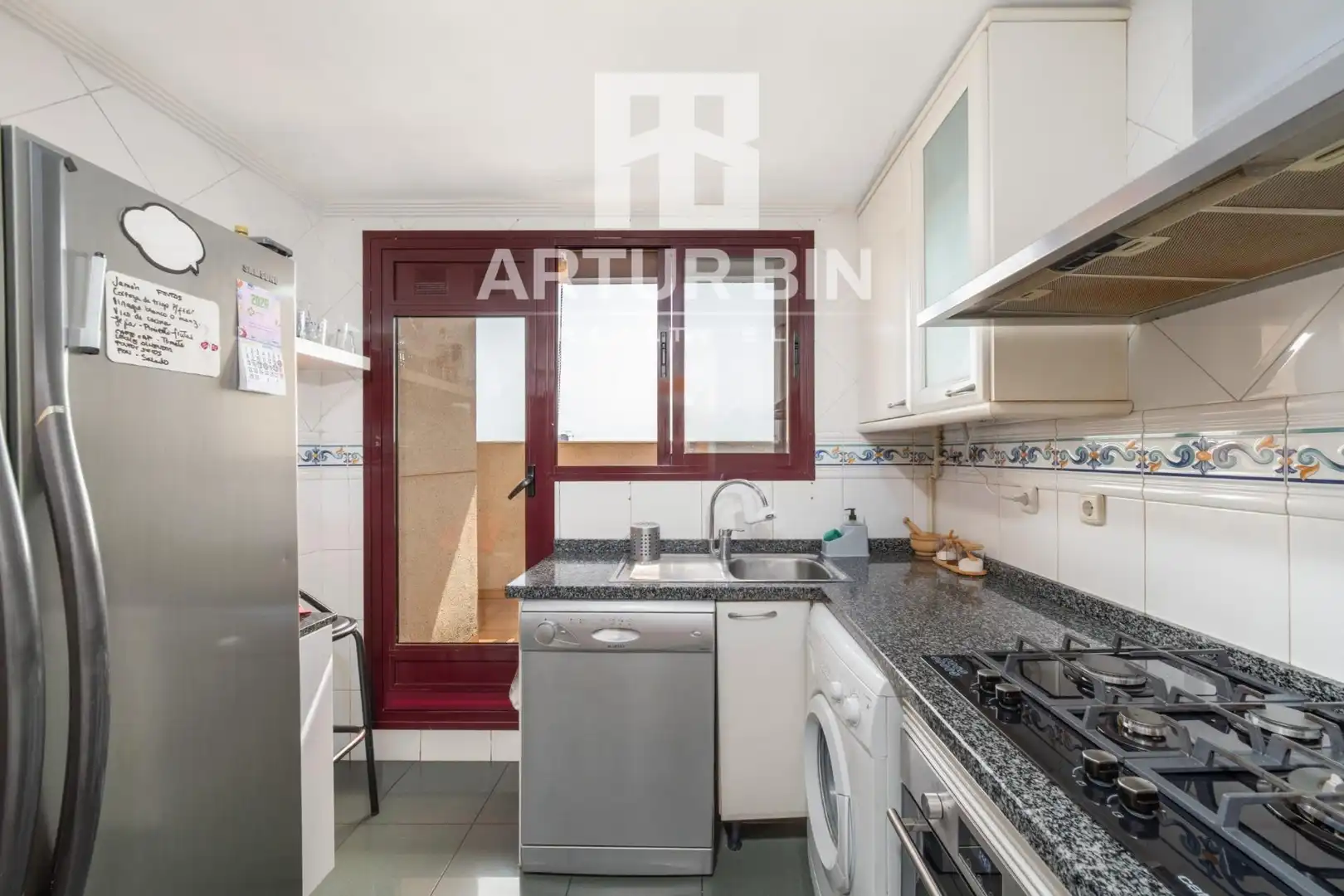 Cocina de Ático en venta en Valencia con Calefacción, Jardín privado y Terraza