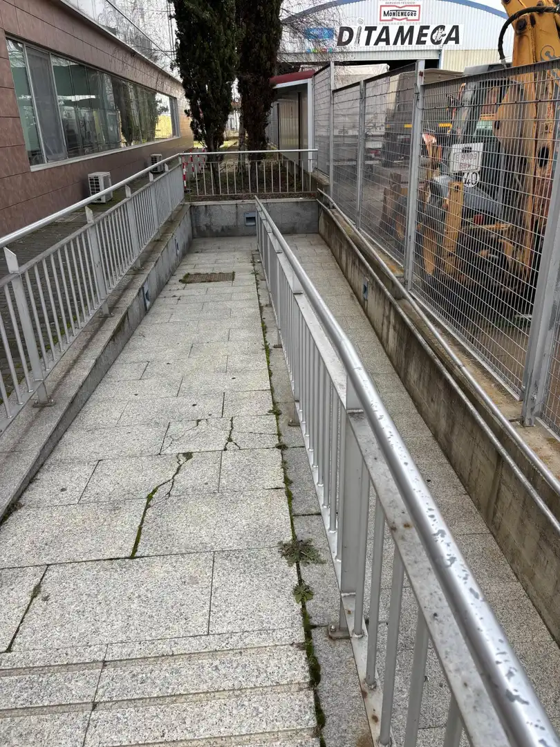 Immobles singulars amb ascensor en venda a Avenida Avenida Ramón y Cajal, imagen 83