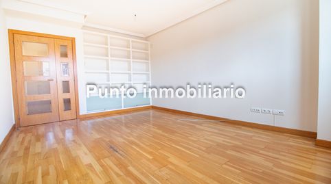 Photo 4 of Flat for rent in Calle del Monasterio de Santo Domingo de Silos, Villa de Prado, Valladolid Capital