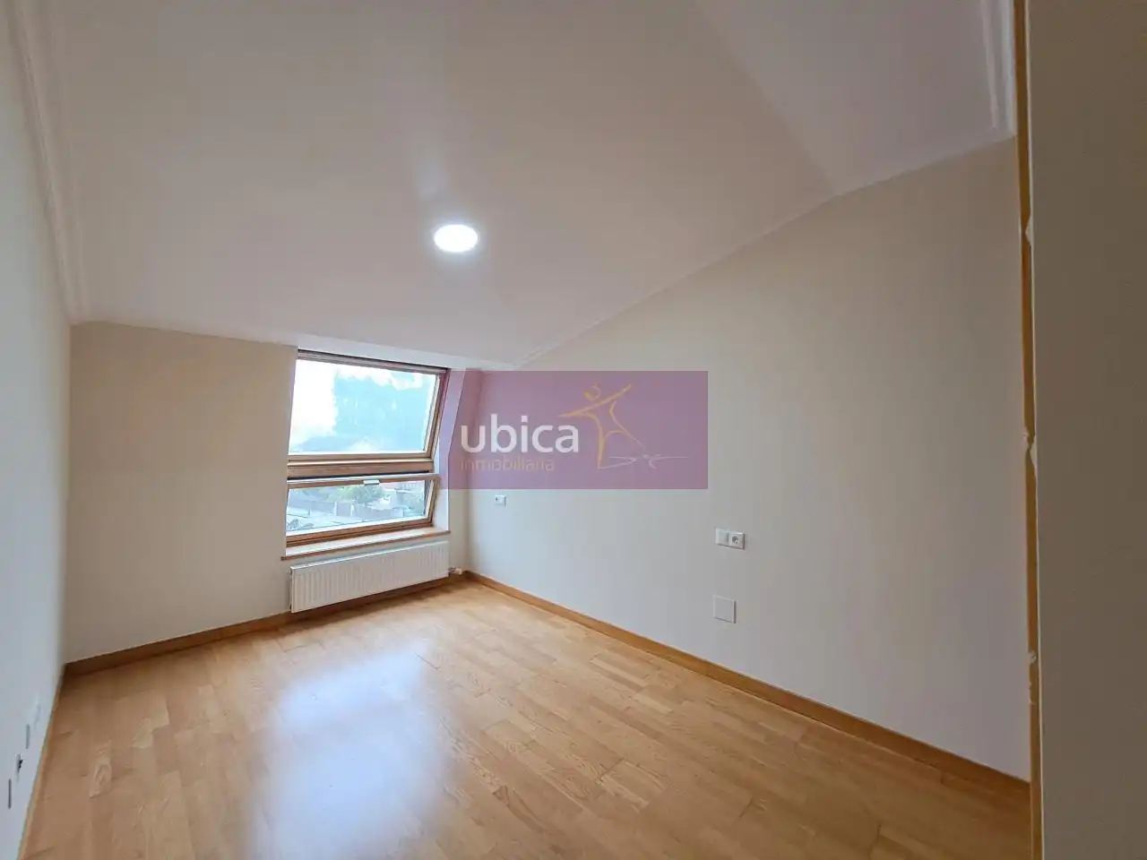 Schlafzimmer von Wohnung zum Verkauf in Salceda de Caselas mit Heizung