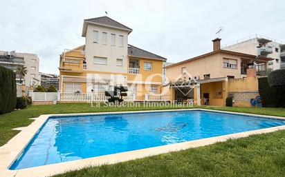 Piscina de Planta baixa de lloguer en Cambrils amb Aire condicionat, Calefacció i Terrassa