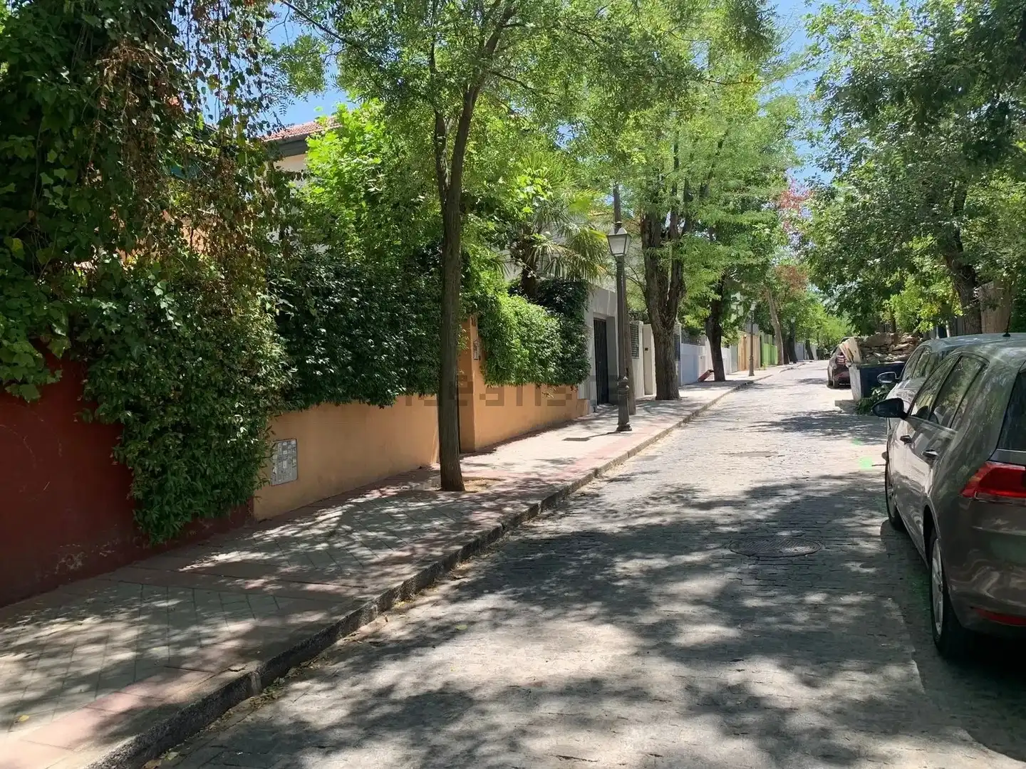 Vista exterior de Casa o xalet de lloguer en Madrid amb Aire condicionat, Calefacció i Jardí privat