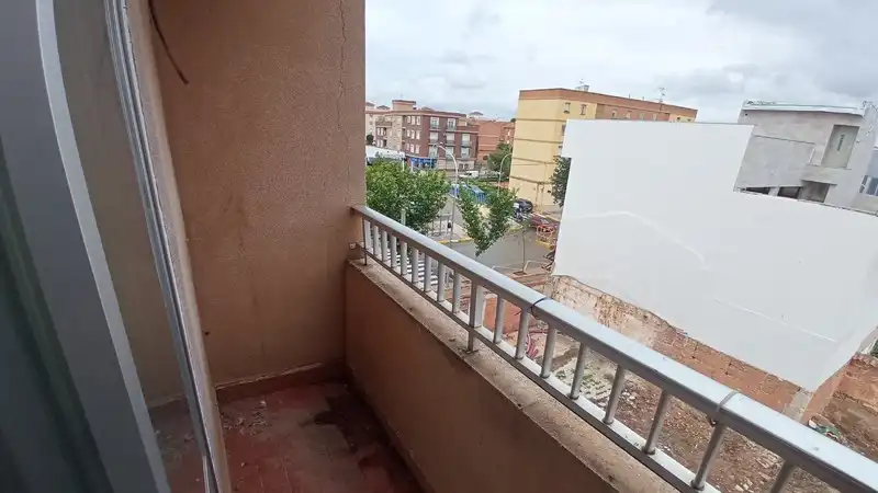 Flat for sale in C/ Estudiantes, Valdepeñas