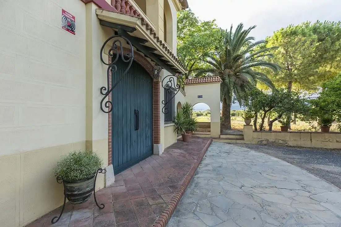 Finca rústica en venta en Reus con Terraza, Piscina y Amueblado