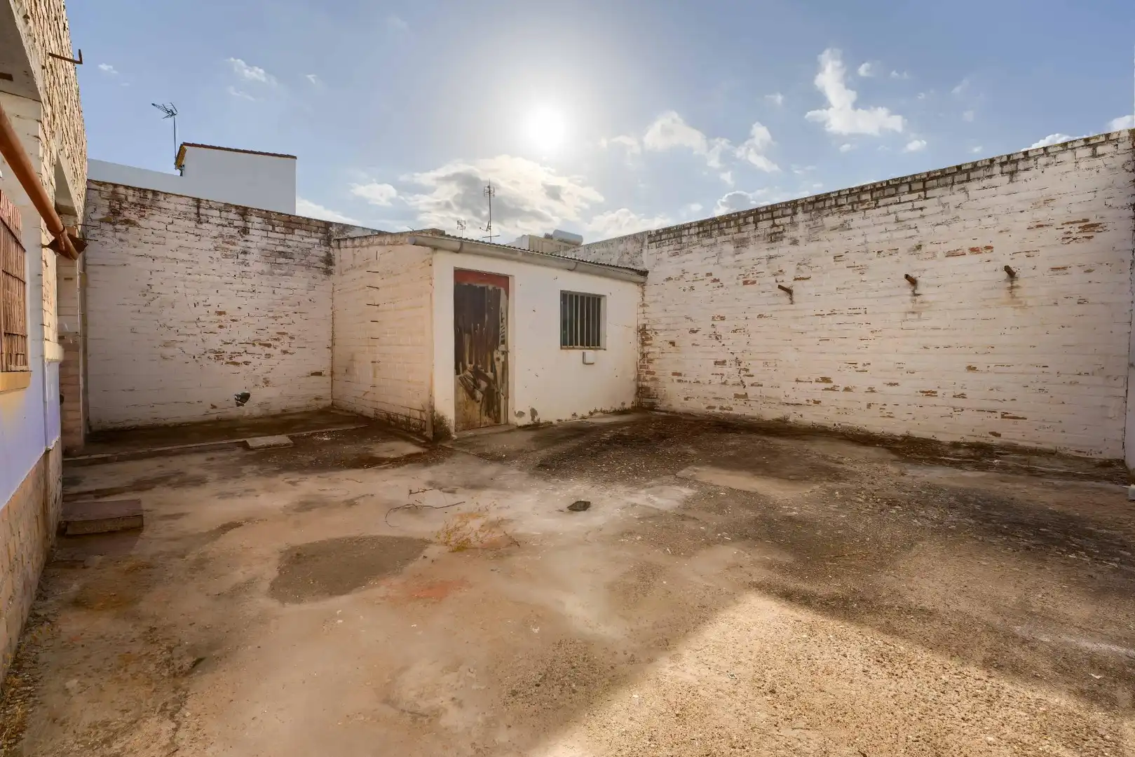 Außenansicht von Residential zum Verkauf in Olivares, Sevilla