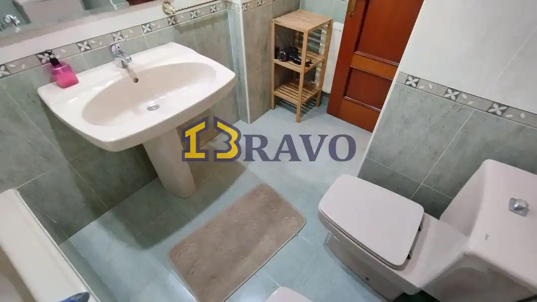 Bathroom of Flat for sale in Medina de Pomar  with Heating, Terrace and Furnished