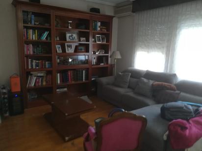 Living room of Flat for sale in  Zaragoza Capital  with Air Conditioner