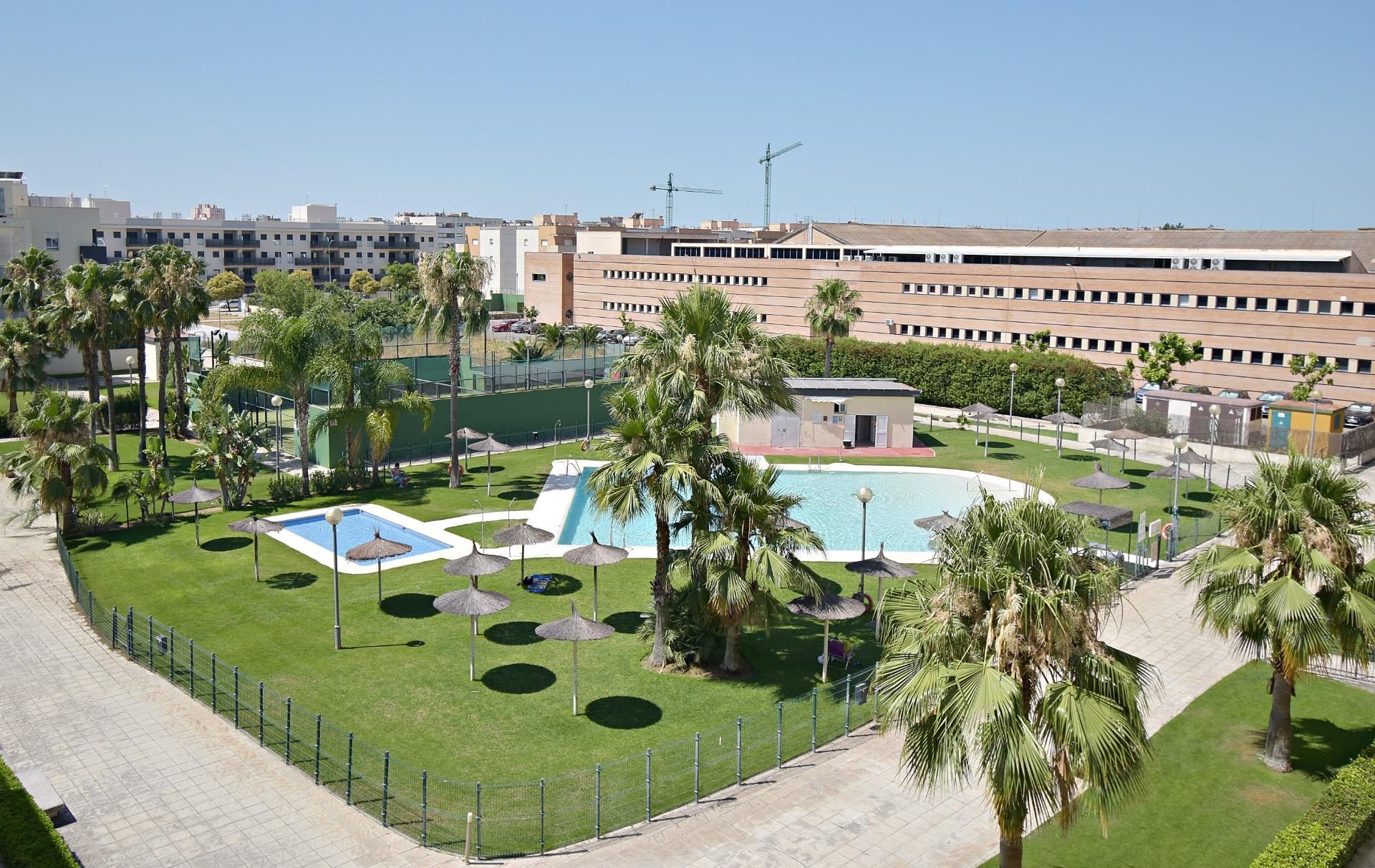 Swimming pool of Flat for sale in Jerez de la Frontera  with Private garden, Terrace and Balcony