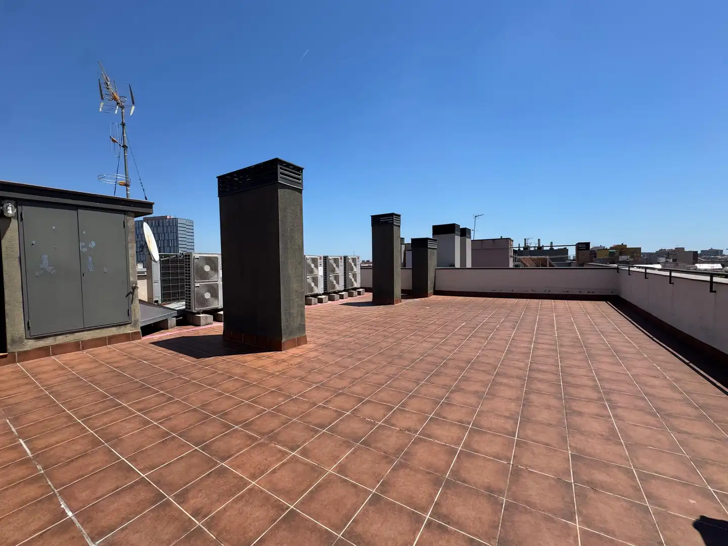 Terrasse von Wohnung zum Verkauf in Barcelona mit Balkon