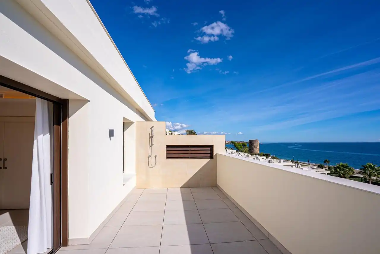 Terraza de Ático de alquiler en Estepona con Aire acondicionado, Calefacción y Terraza