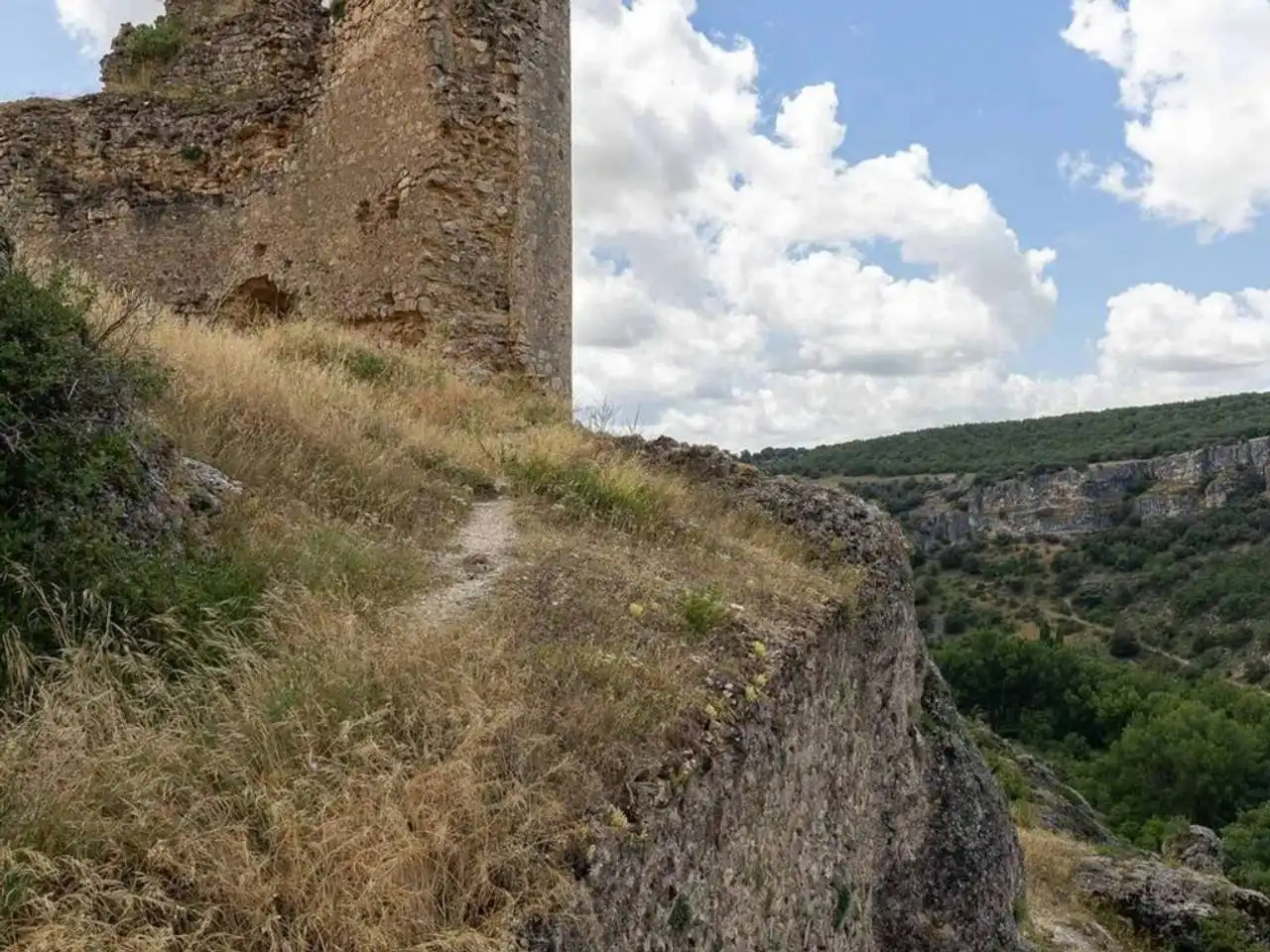 Außenansicht von Gebäude zum Verkauf in Sigüenza