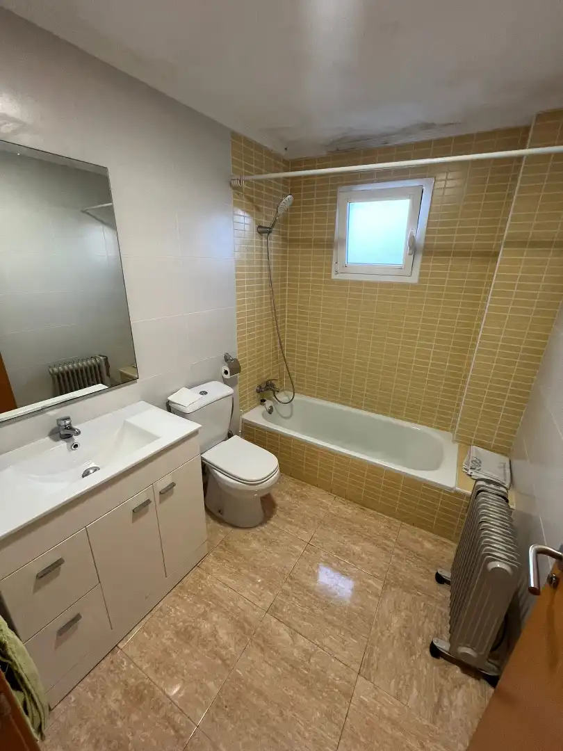 Baño de Casa adosada en venta en El Real de Gandia con Aire acondicionado, Amueblado y Horno