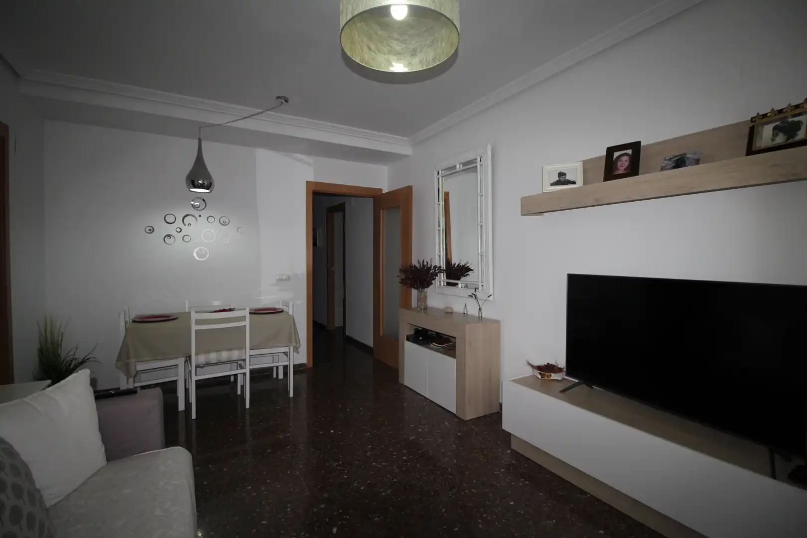 Living room of Flat for sale in Carlet  with Terrace, Storage room and Oven
