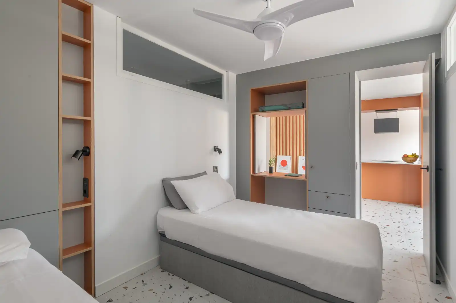Bedroom of Flat for sale in Vélez-Málaga  with Furnished