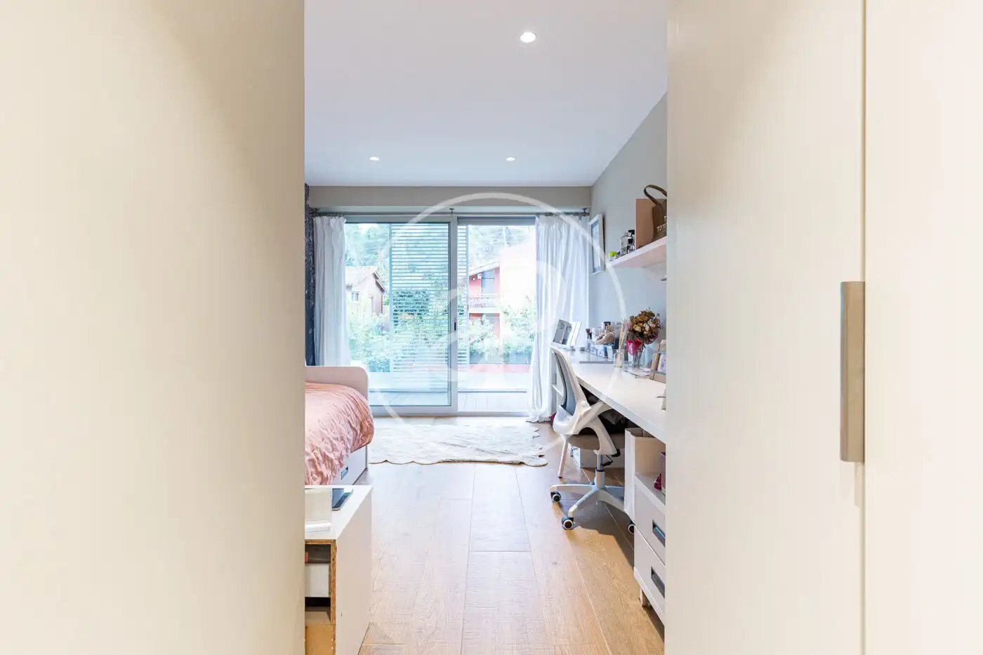 Bedroom of Flat for sale in Sant Cugat del Vallès  with Air Conditioner, Heating and Private garden