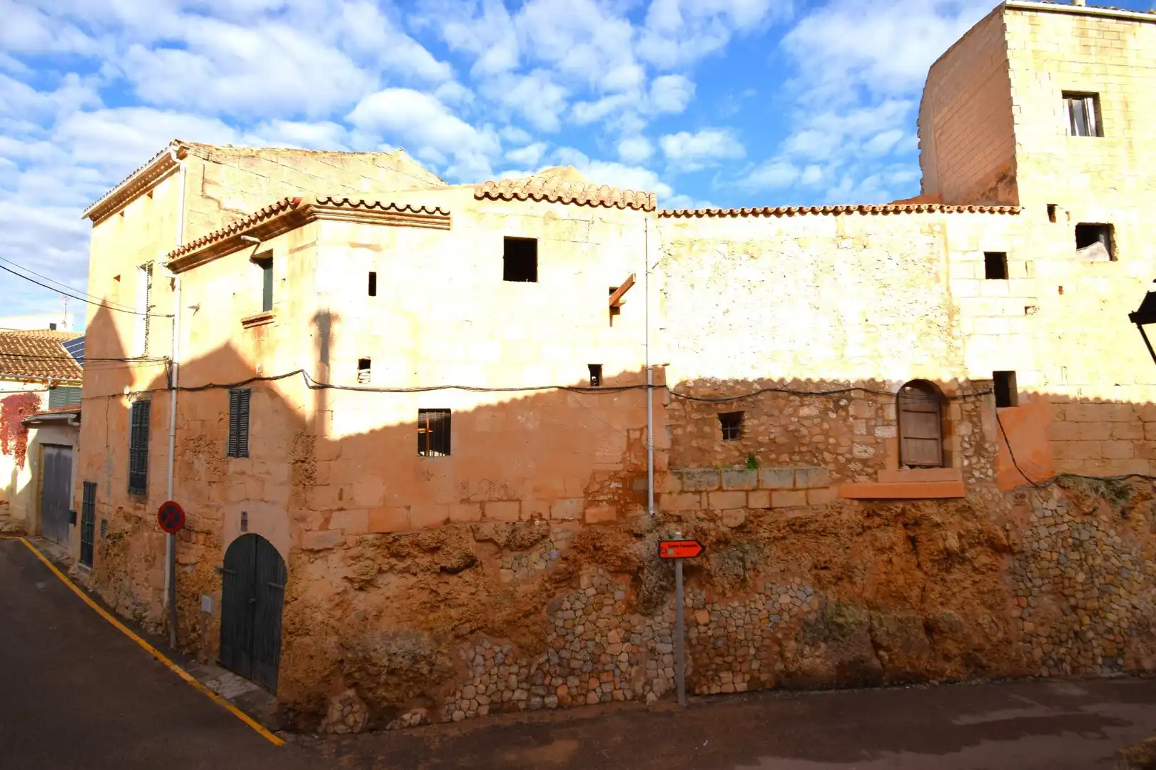 Vista exterior de Casa o xalet en venda en Muro amb Aire condicionat, Calefacció i Jardí privat