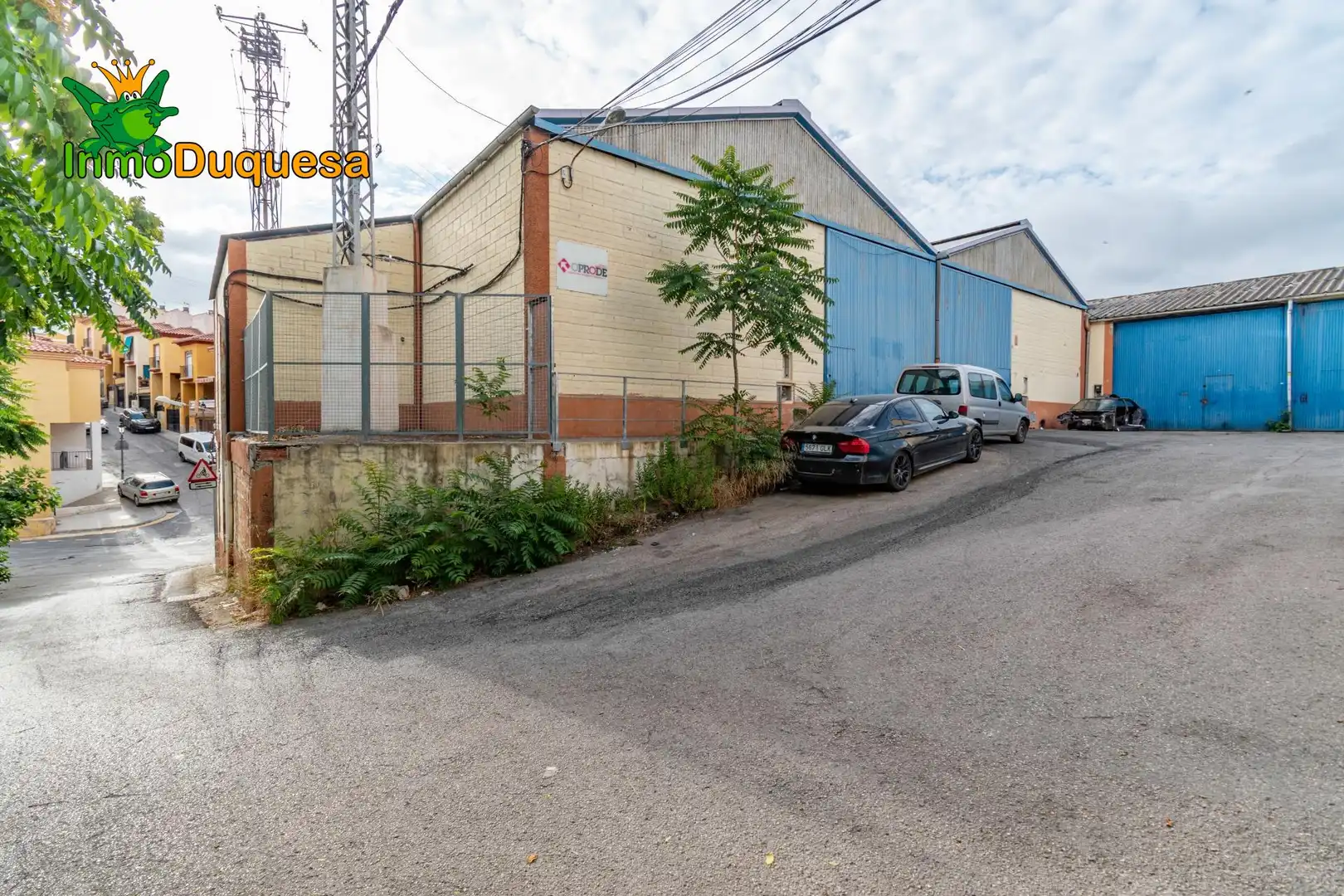 Exterior view of Industrial buildings for sale in Jun