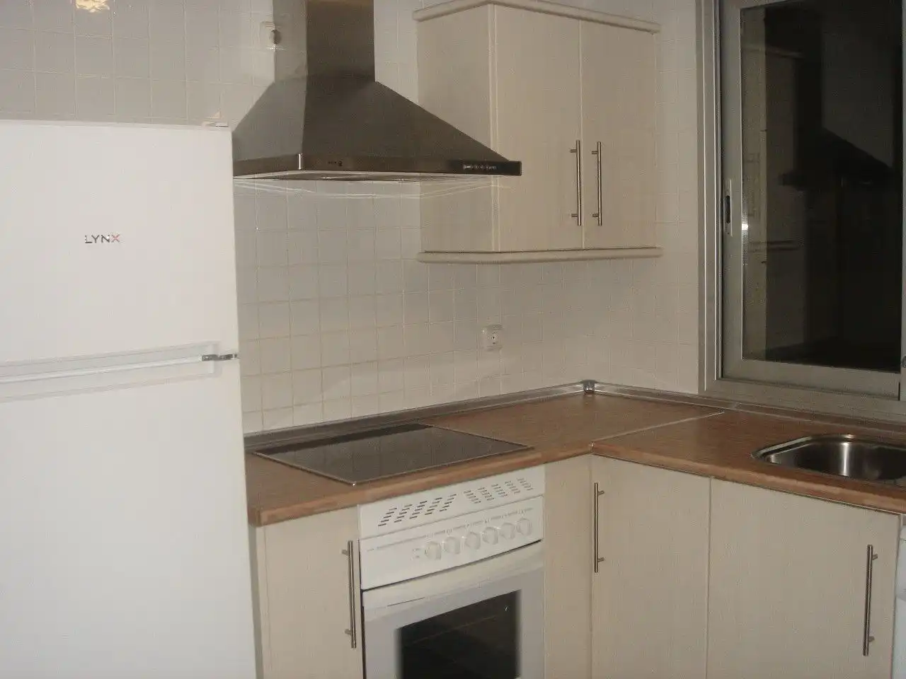 Cocina de Piso de alquiler en Córdoba con Aire acondicionado, Calefacción y Parquet