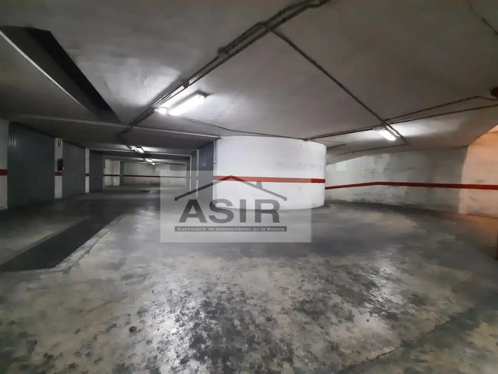 Individual for sale in Casc Urbà, imagen 9