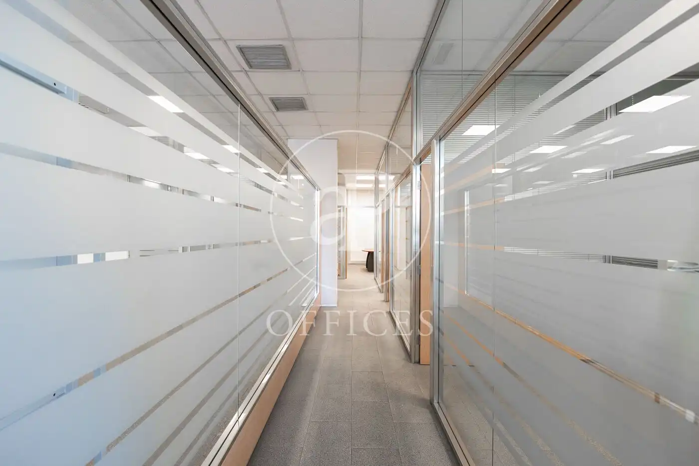 Office space with lift to rent in Carrer del Plom, imagen 56