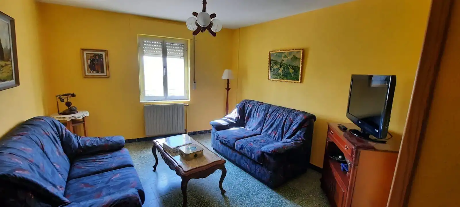 Living room of Houses for sale in El Pedroso de la Armuña   with Heating, Terrace and Storage room