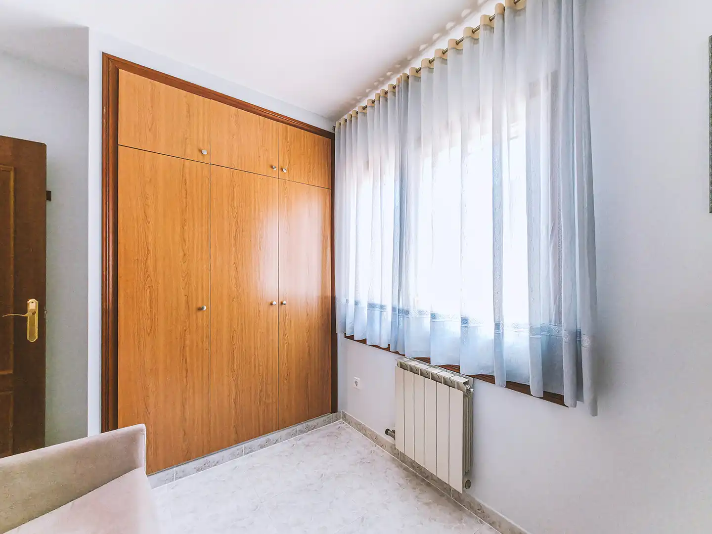Schlafzimmer von Haus oder Chalet zum Verkauf in Sant Cebrià de Vallalta mit Heizung, Privatgarten und Terrasse