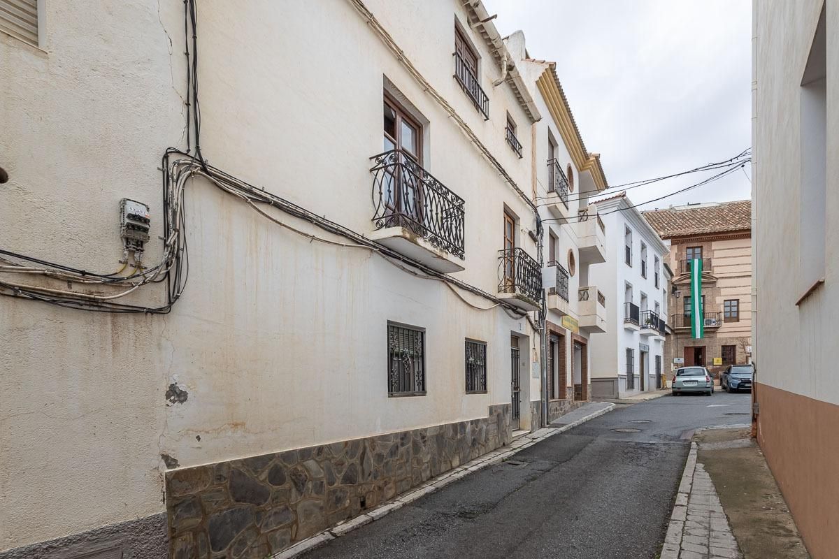 Außenansicht von Einfamilien-Reihenhaus zum Verkauf in Cádiar mit Abstellraum und Balkon