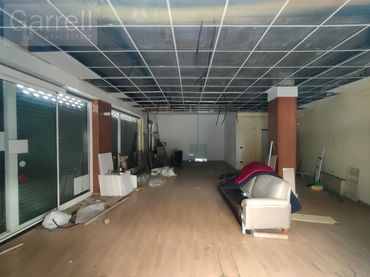 Local comercial en venda a CL DE LES AGUDES  Es: Pl: Pt:
 GIRONA (GIRONA)