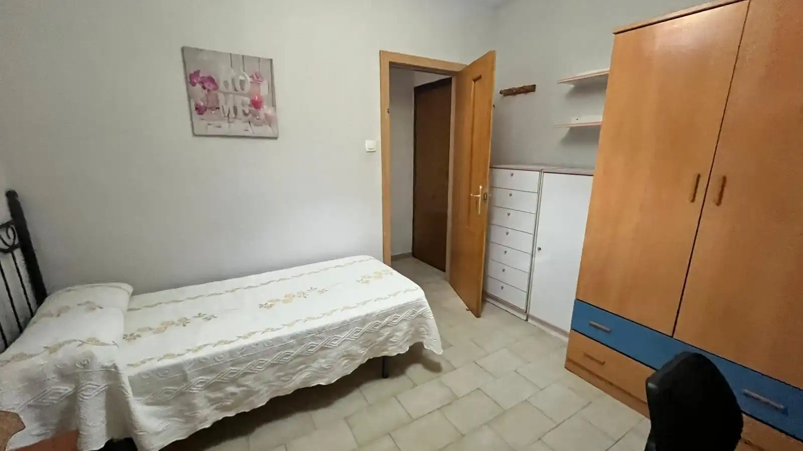Flat for rent in Calle PEÑALARA, El Plantinar – Avda. La Paz - El Juncal