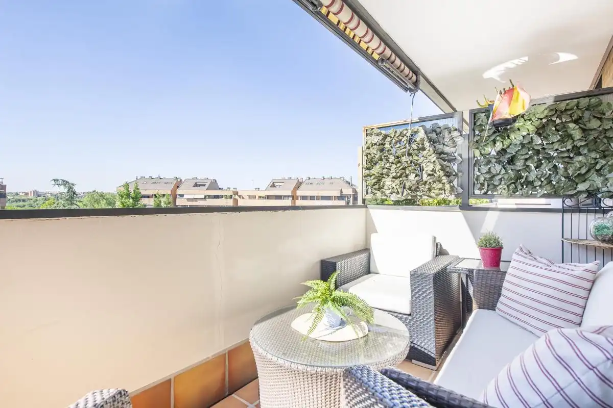 Terrassa de Àtic en venda en Pozuelo de Alarcón amb Aire condicionat, Calefacció i Jardí privat
