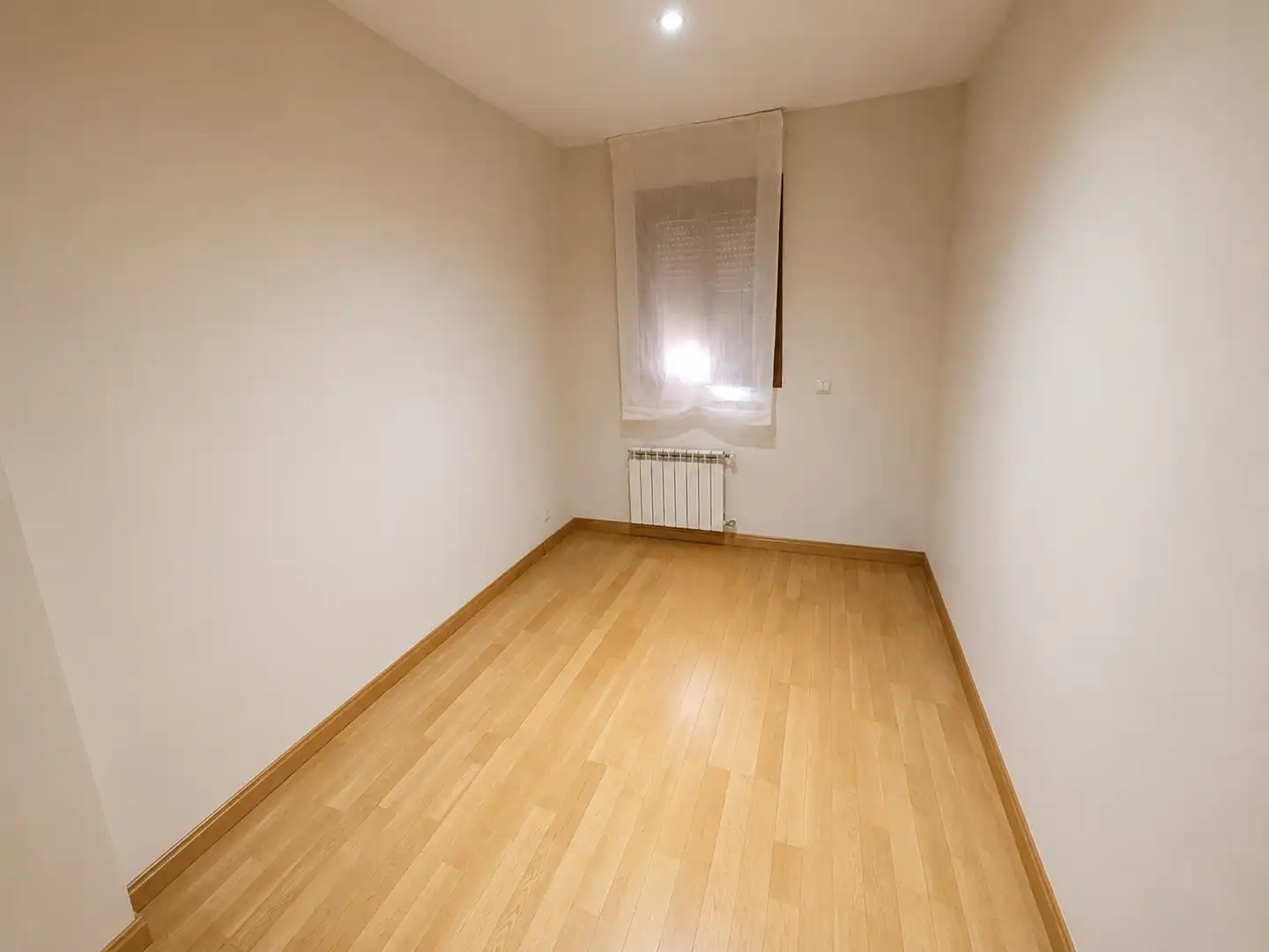 Habitación de Dúplex en venta en Toledo con Aire acondicionado, Calefacción y Parquet