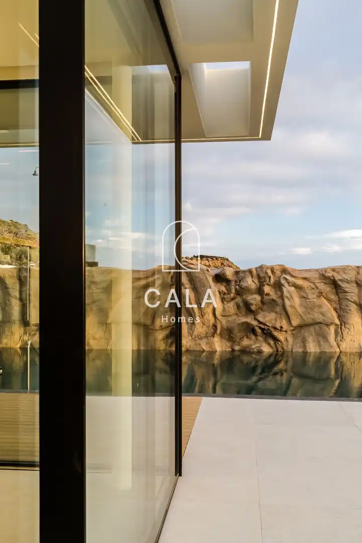Vista exterior de Casa o xalet en venda en Guía de Isora amb Aire condicionat, Calefacció i Terrassa