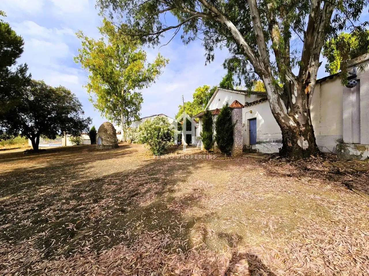 Exterior view of Houses for sale in Villanueva de Tapia  with Air Conditioner, Heating and Private garden