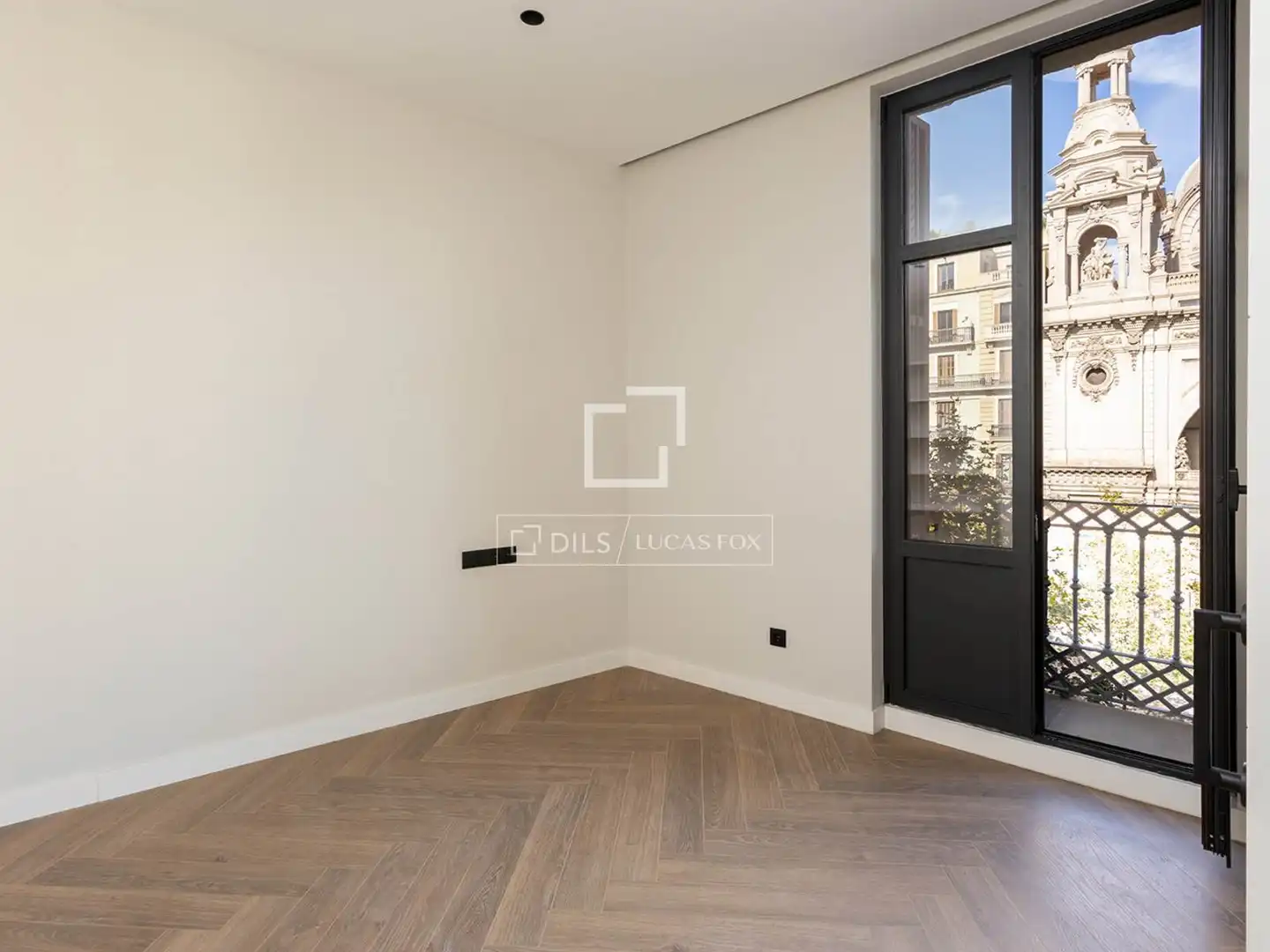 Bedroom of Flat for sale in Barcelona  with Air Conditioner, Heating and Parquet flooring