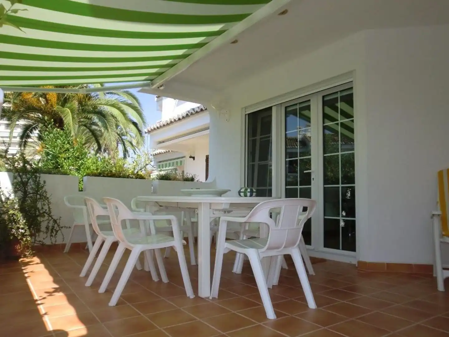 Terraza de Casa adosada en venta en El Puig de Santa Maria con Aire acondicionado, Calefacción y Jardín privado