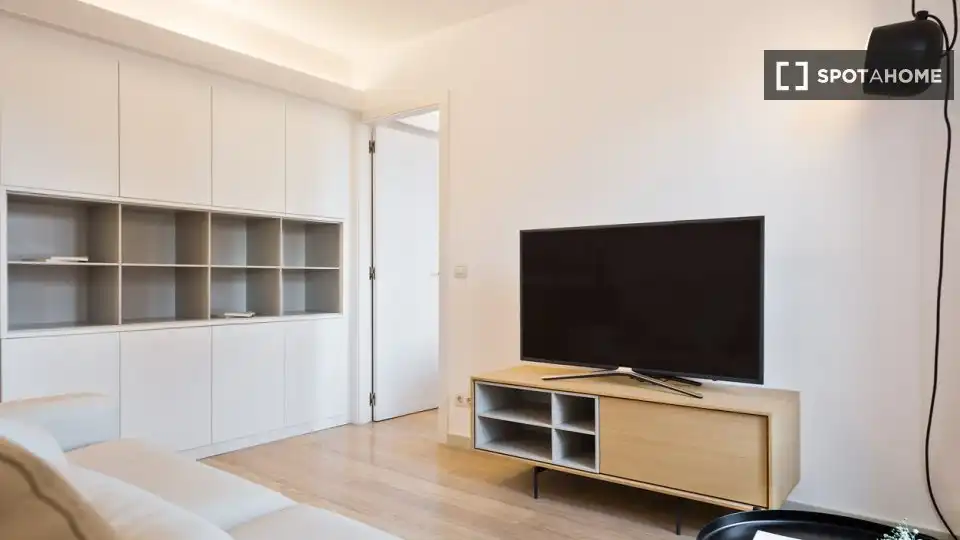 Flat with terrace to rent in Ciutat Vella, imagen 6