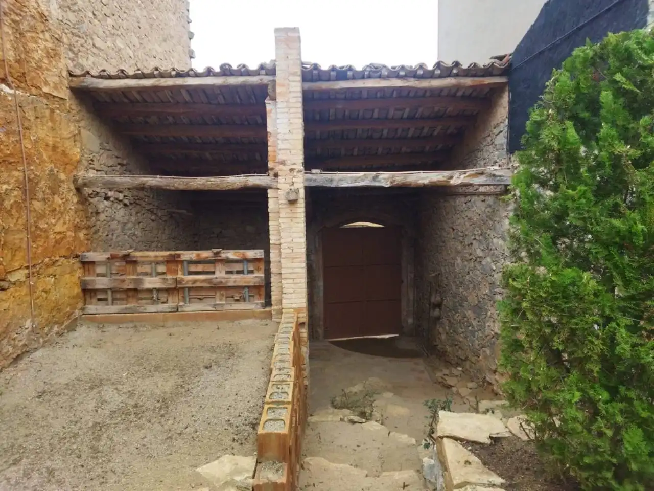 Local de lloguer en Sant Martí de Tous