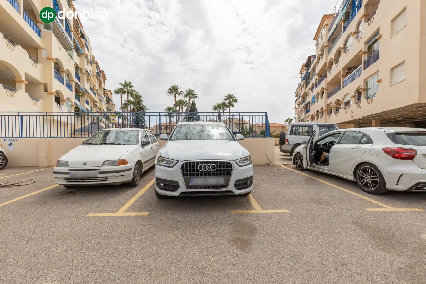 Parking de Piso en venta en El Ejido con Piscina comunitaria