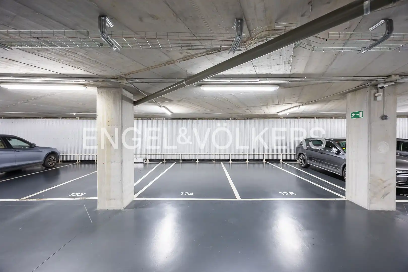 Parking of Flat for sale in Bilbao   with Air Conditioner, Heating and Parquet flooring