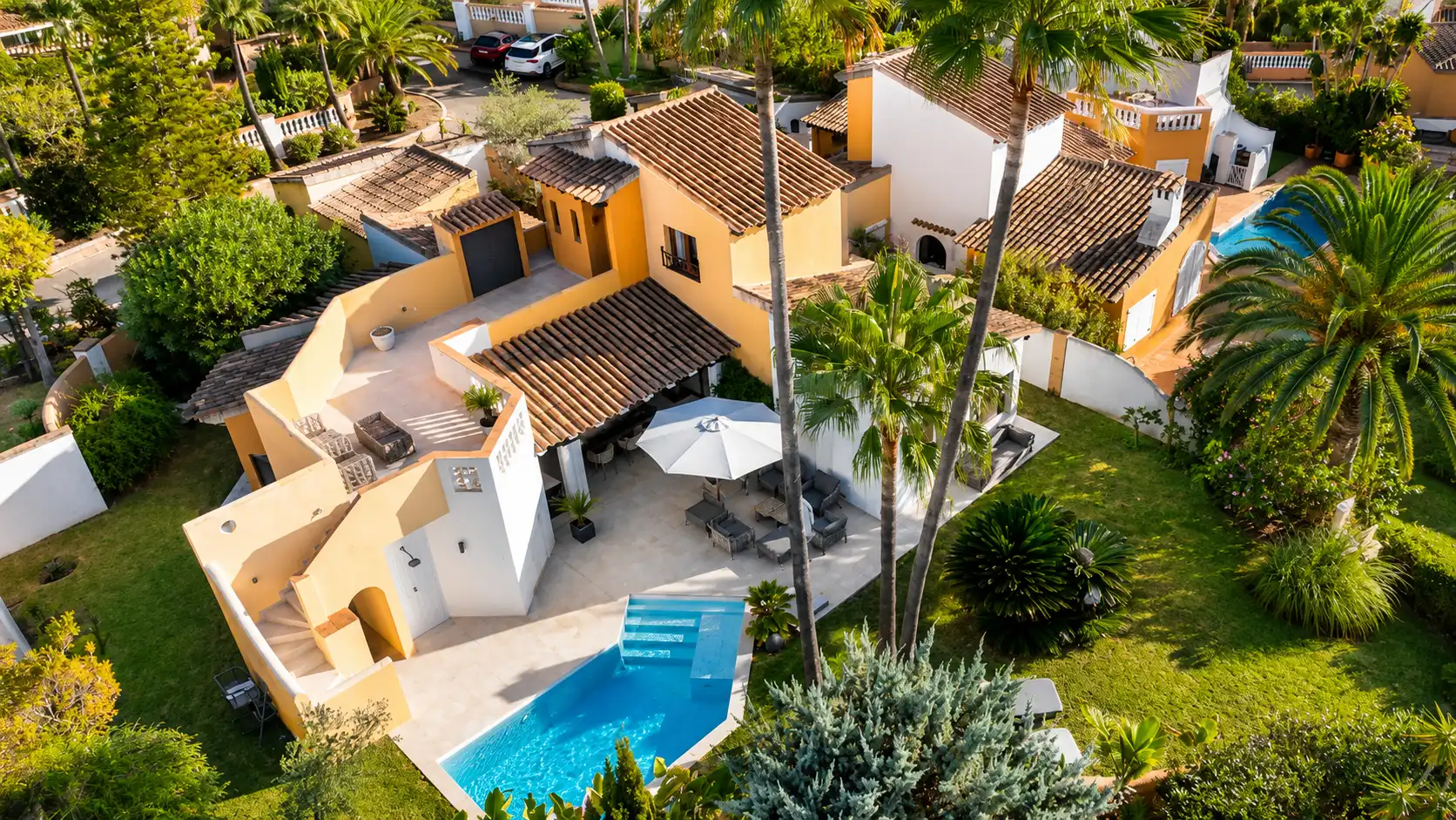 Exterior view of Houses for sale in Calvià  with Air Conditioner, Heating and Private garden