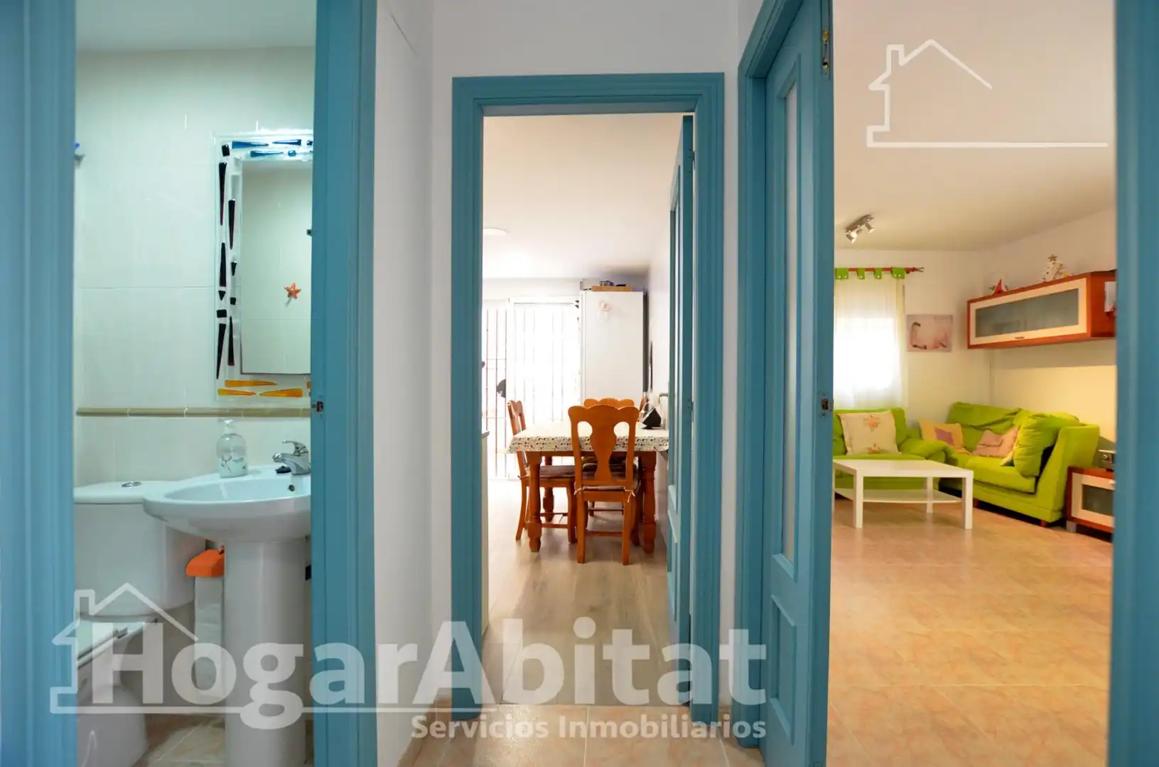 Einfamilien-Reihenhaus zum Verkauf in Cullera mit Privatgarten, Terrasse und Abstellraum